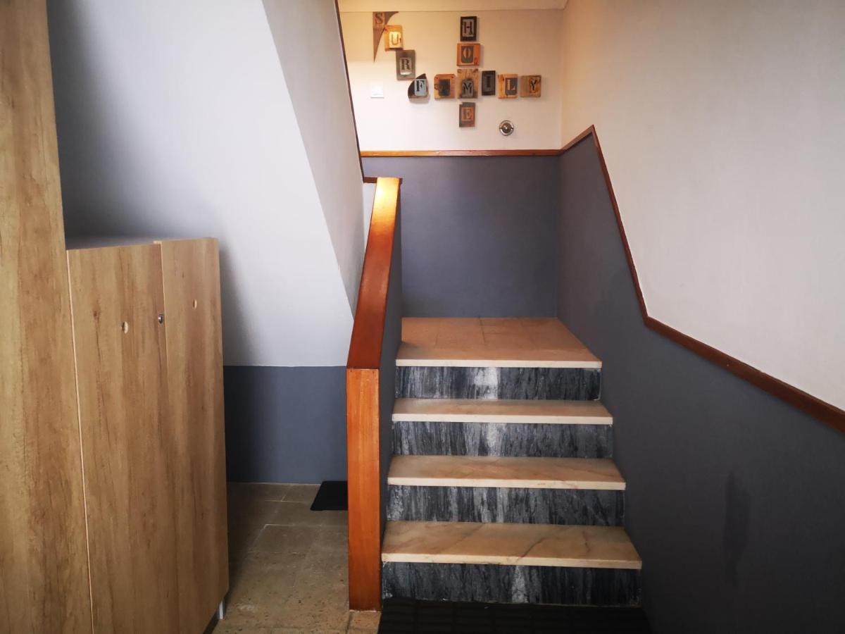 Family Surf Home - Hostel 马夫拉 外观 照片