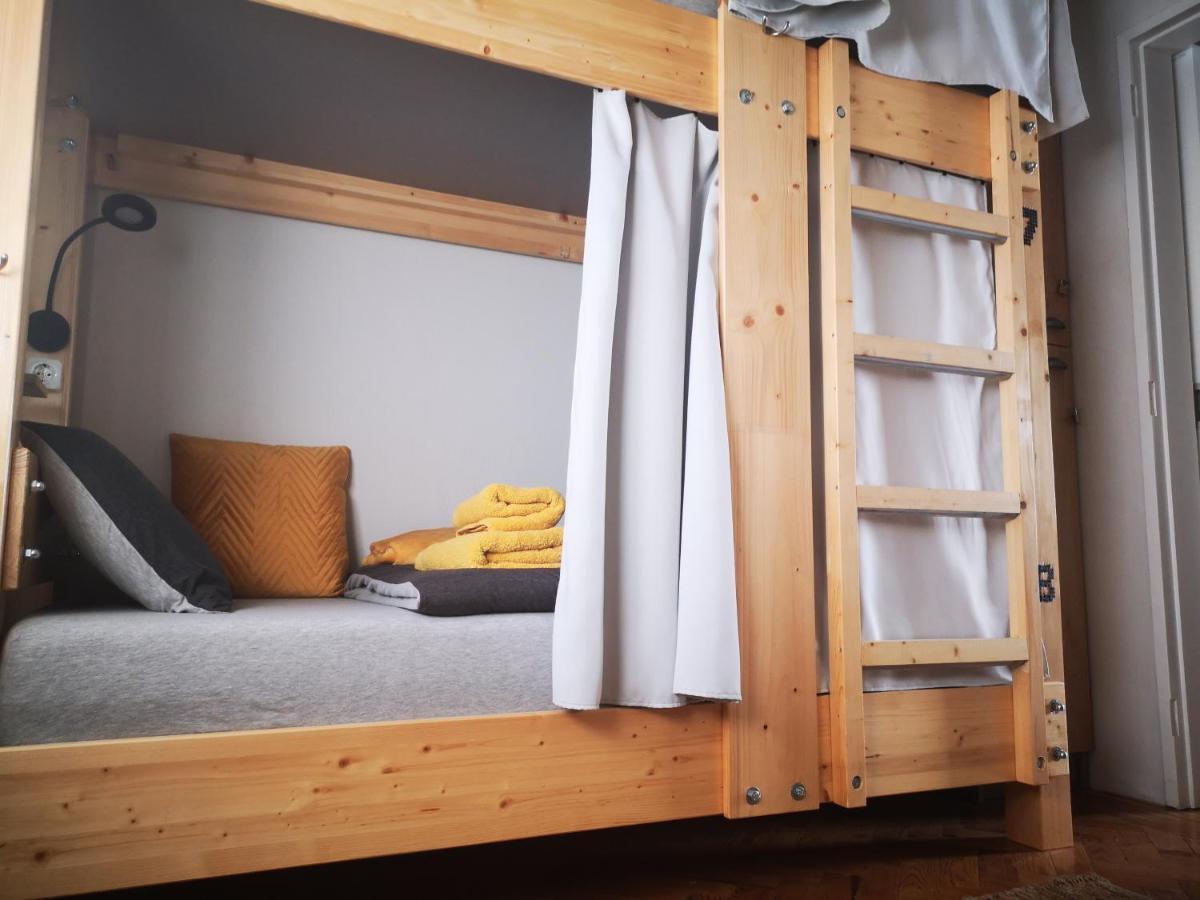 Family Surf Home - Hostel 马夫拉 外观 照片