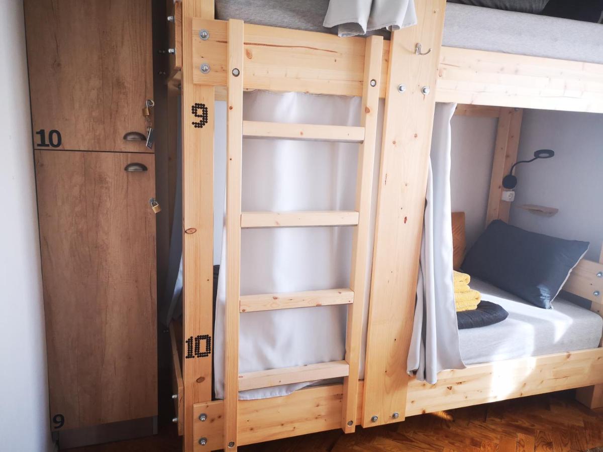 Family Surf Home - Hostel 马夫拉 外观 照片